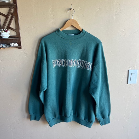 Tultex Other - Vintage Green Hawaiian Crewneck Sweatshirt